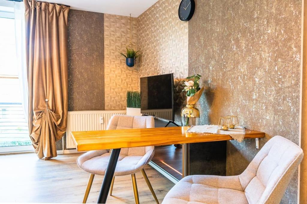 Appartement Golden Nugget Inkl Wlan, Parkplatz à Detmold Extérieur photo