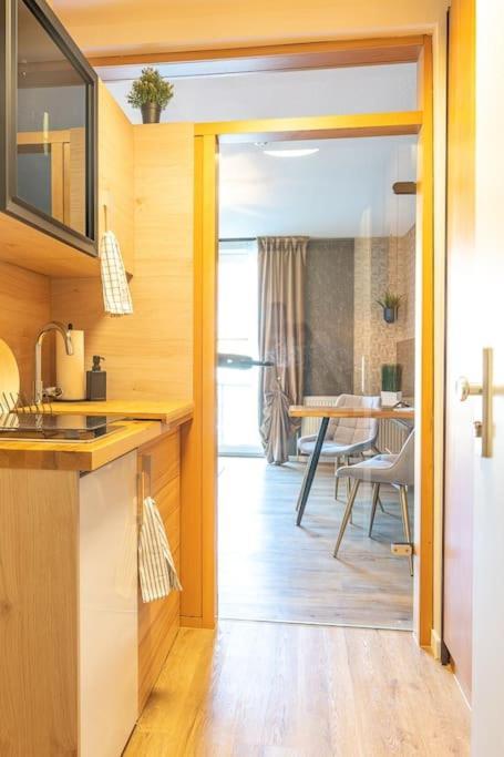 Appartement Golden Nugget Inkl Wlan, Parkplatz à Detmold Extérieur photo